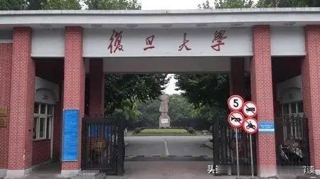 基础理学主要包括四大基础核心学科那就是数学，物理学，化学，生物学，在这四个学科上