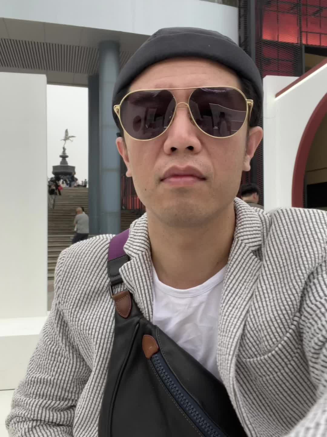 转眼秋天🍃艰难的时候大声告诉自己不要放弃！