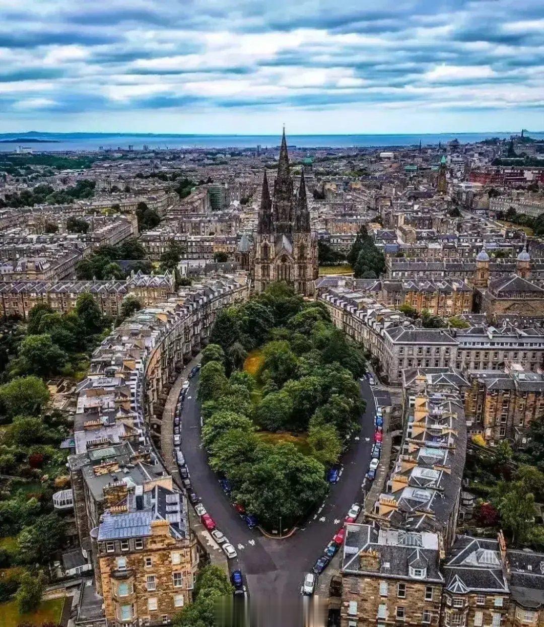 苏格兰爱丁堡圣玛丽教堂。 ​​​