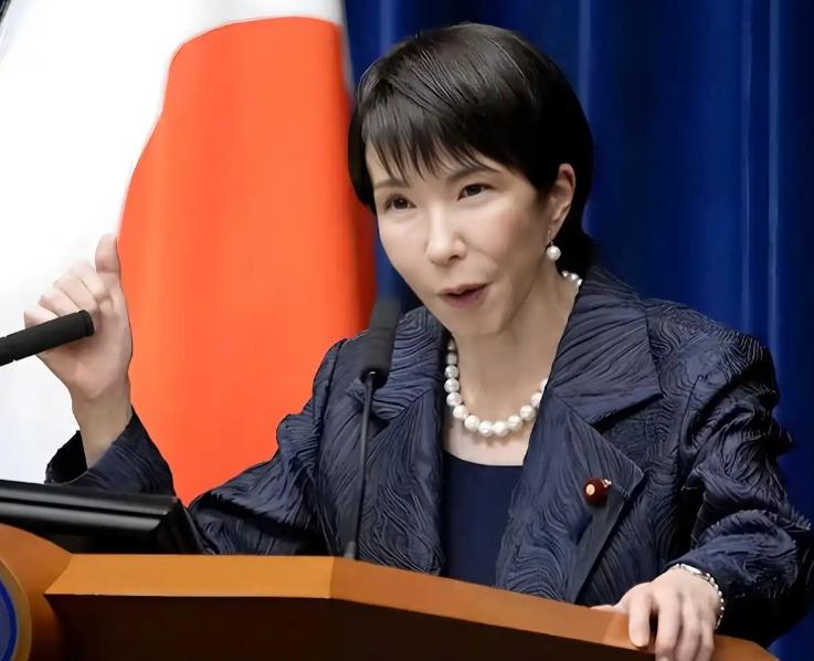 日本社会积蓄已久的排外情绪，如今被摆上台面变成了一份明码标价的政治成绩单。
高市