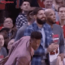 有点兴奋？当巴特勒看到科尔和追梦的battle就这样👇🤣勇士战胜独行侠追梦与