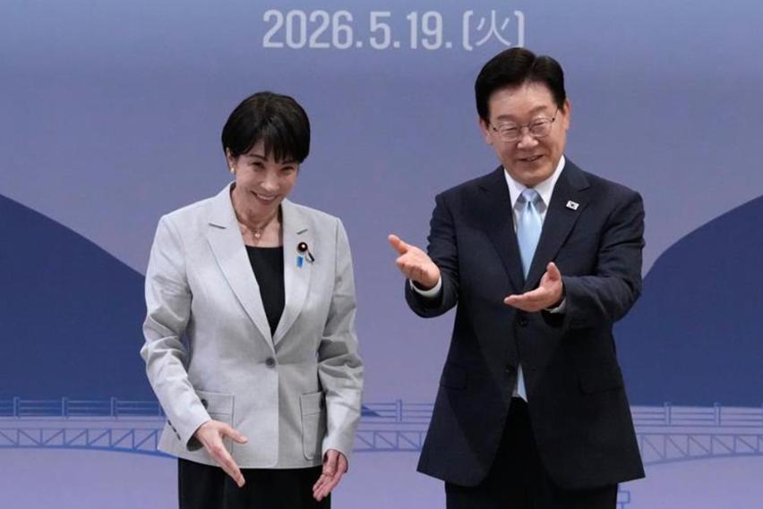 特朗普刚从中国回来，日韩就慌了！连夜抱团取暖，连老底都要互相掏了！5 月 19 