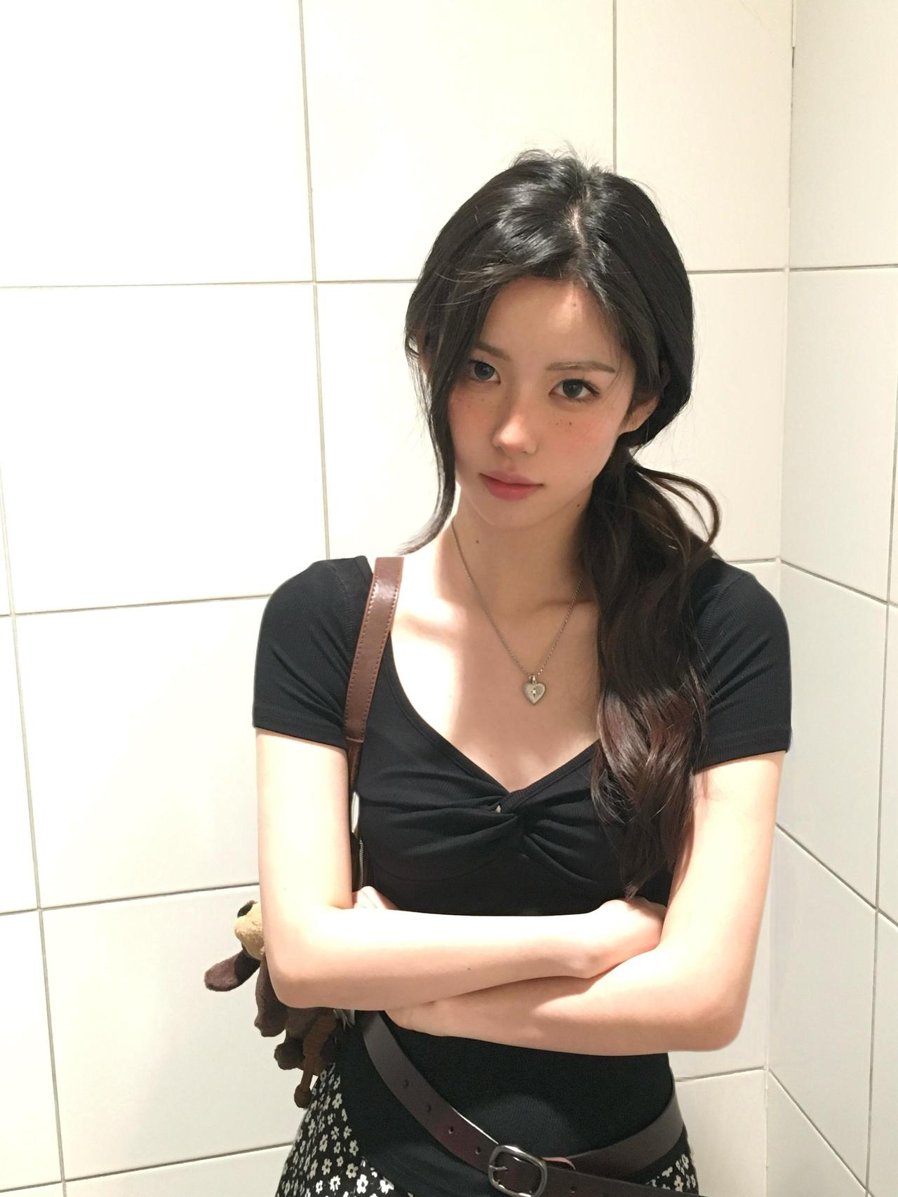 穿搭 每日搭配分享·时尚穿搭 怎样穿搭让自己更美 分享你手机拍摄照片 女生如何穿