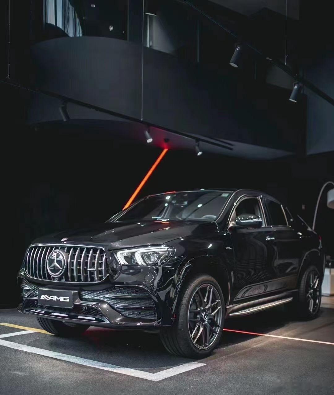 GLE53coupe 55周年纪念版 1155800 黑红优惠2X万 全国飞——