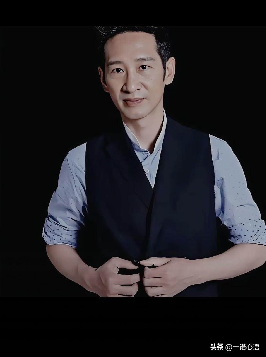 白瞎了，这个人儿。
没儿没女没老伴儿，连个闺蜜都没有。
他说，角色就是他的孩子。