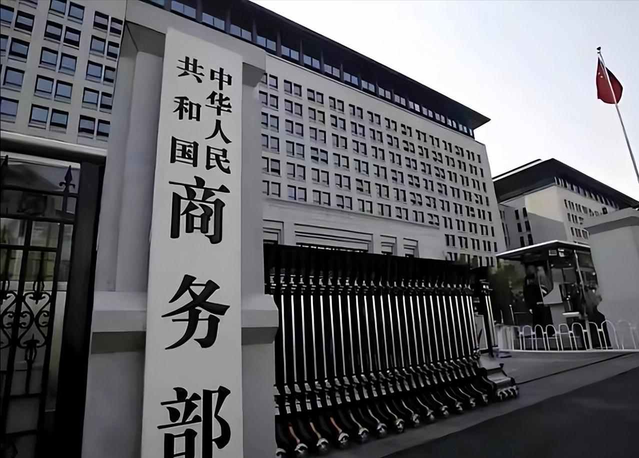 全球大国集体陷死局！手握王牌的中国，按兵不动才是顶级博弈智慧。当下美俄欧日全线深