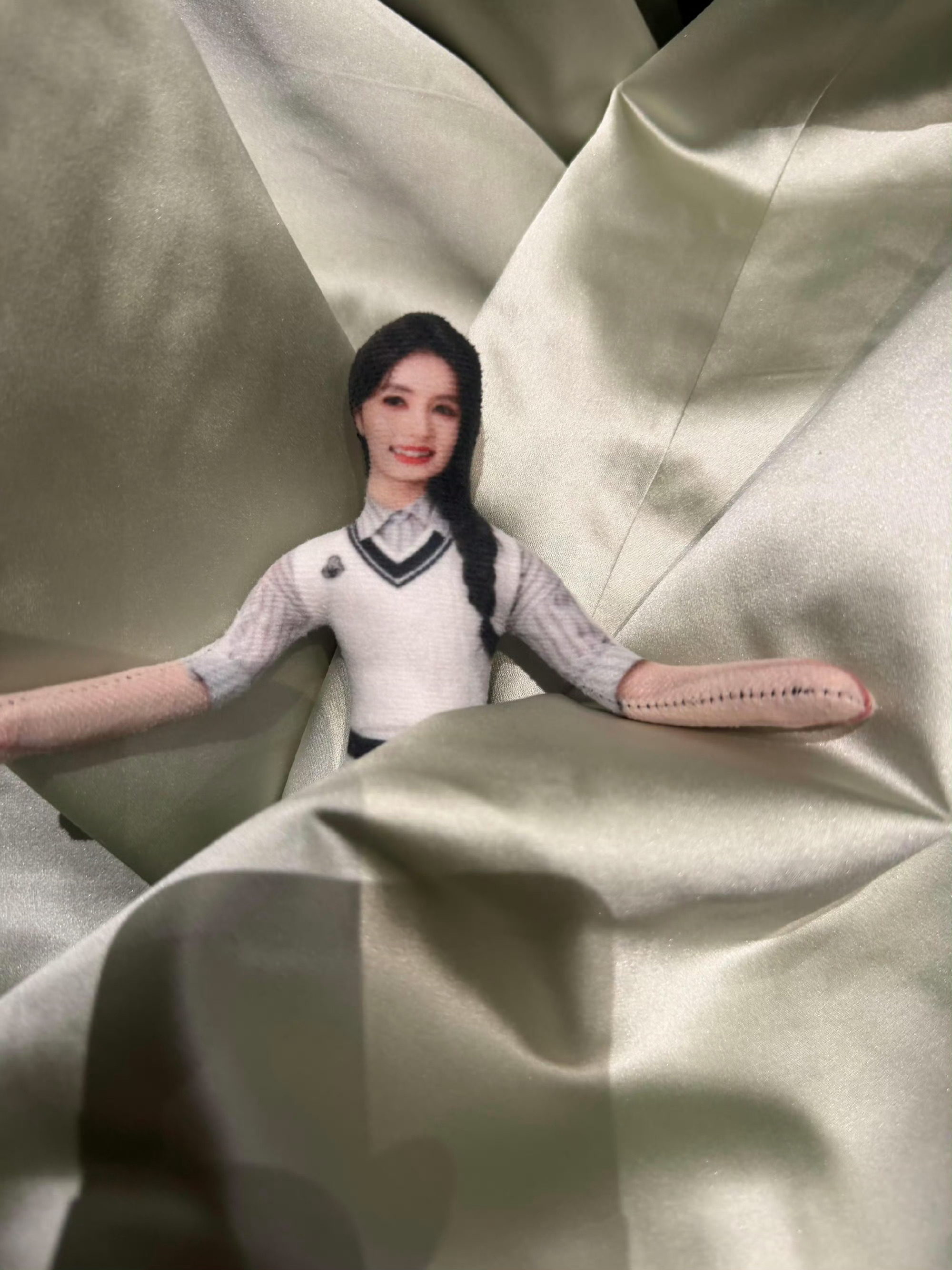 我不行了韵娜公主里面怎么混进来一个老鼠干 ​​​