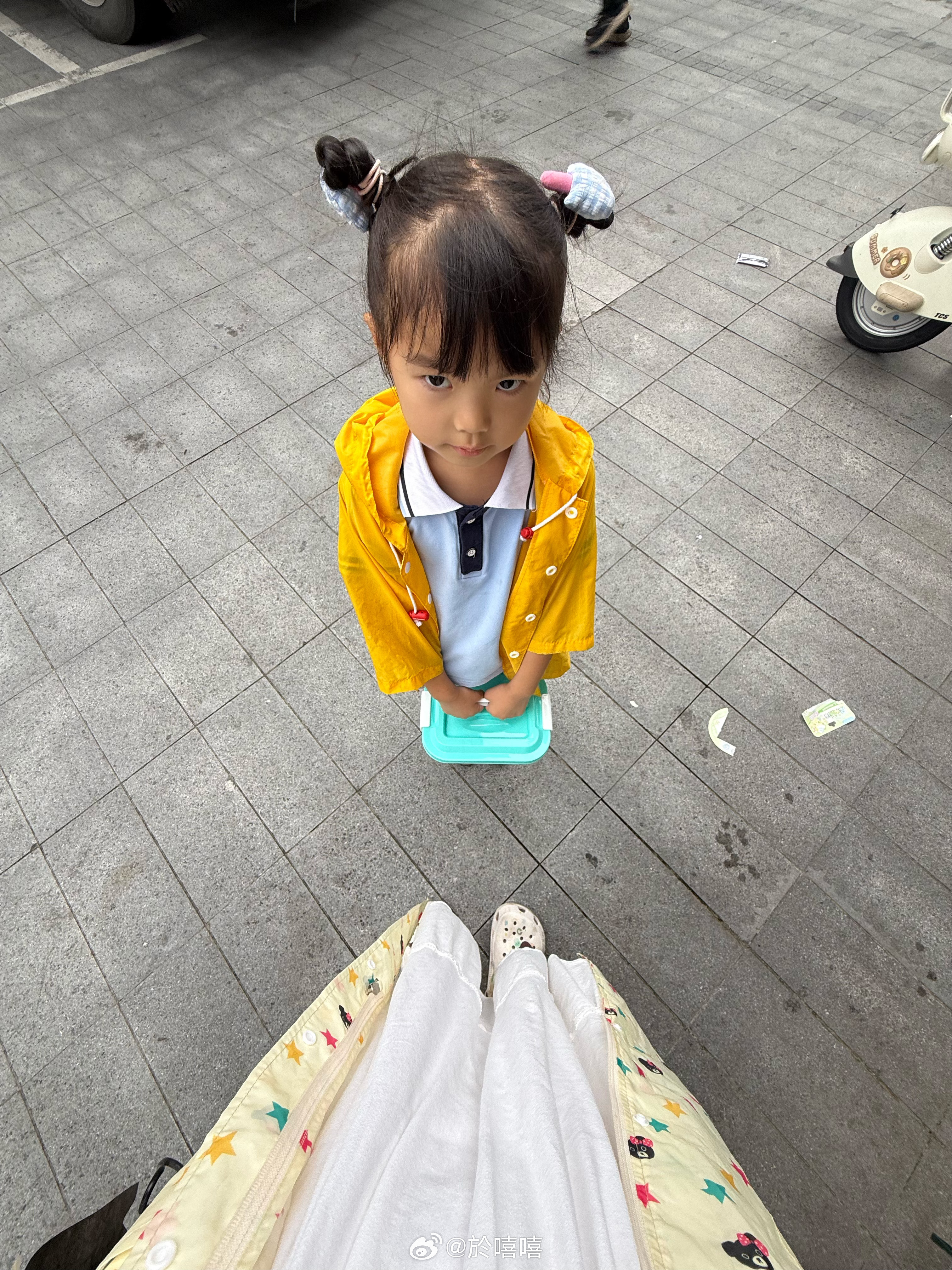 孩子粘土干了 我立马淋雨也要去买一盒这东西是我的最佳带娃辅助 