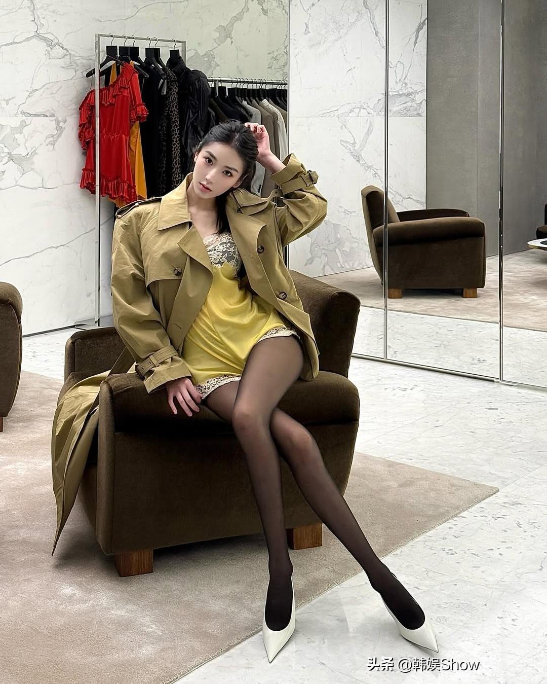 我还以为你长那样求安慰呢精致女神范穿搭 大长腿 气质范女神穿搭