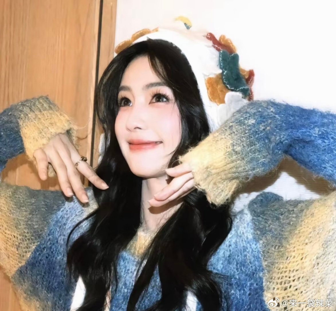 白鹿虞书欣两家怎么吵起来了，感觉她两都喜欢人品好正能量的朋友好像一直以来没有什么