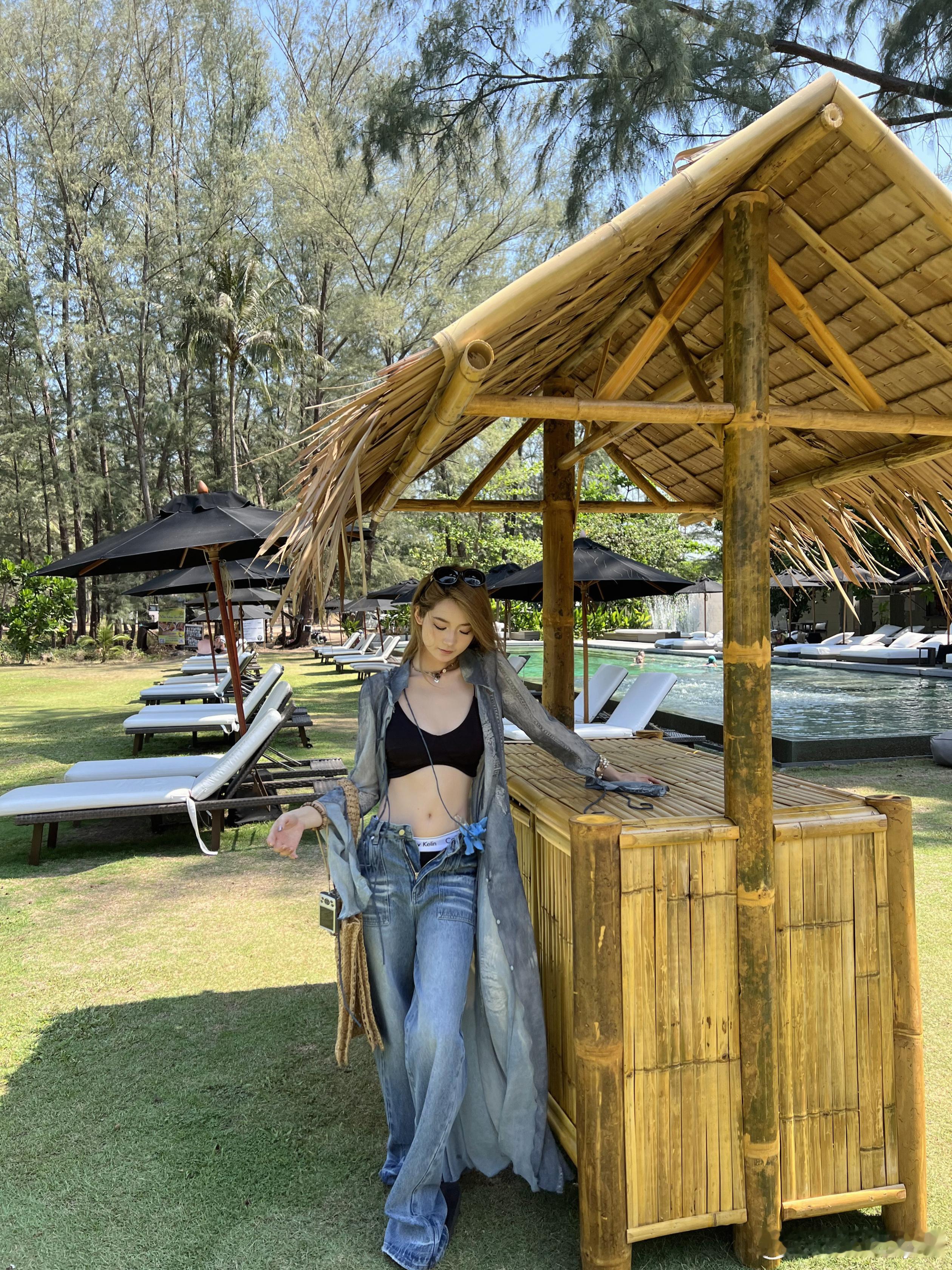 🏝️海岛剧透来了来了～真的很热但是海边也是真的很美哇🩵 ​​​