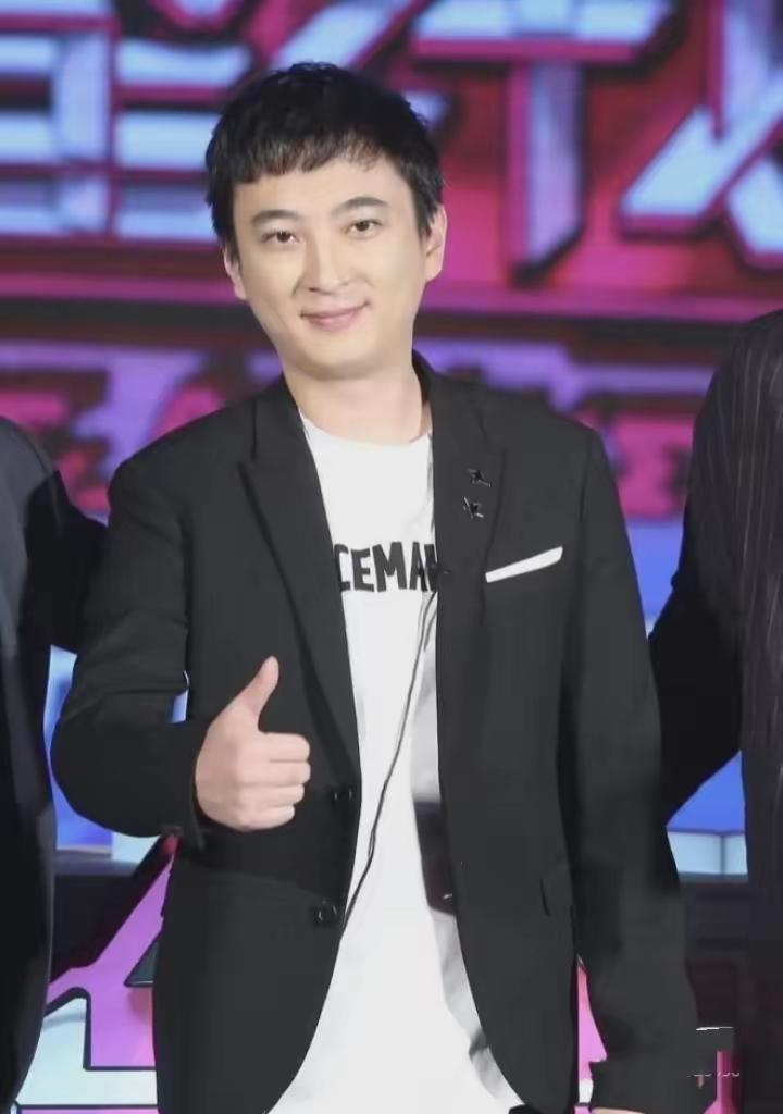 这个世界上，
我最看不懂的人就是王思聪了，
王思聪真是越来越让人摸不着头脑了，都