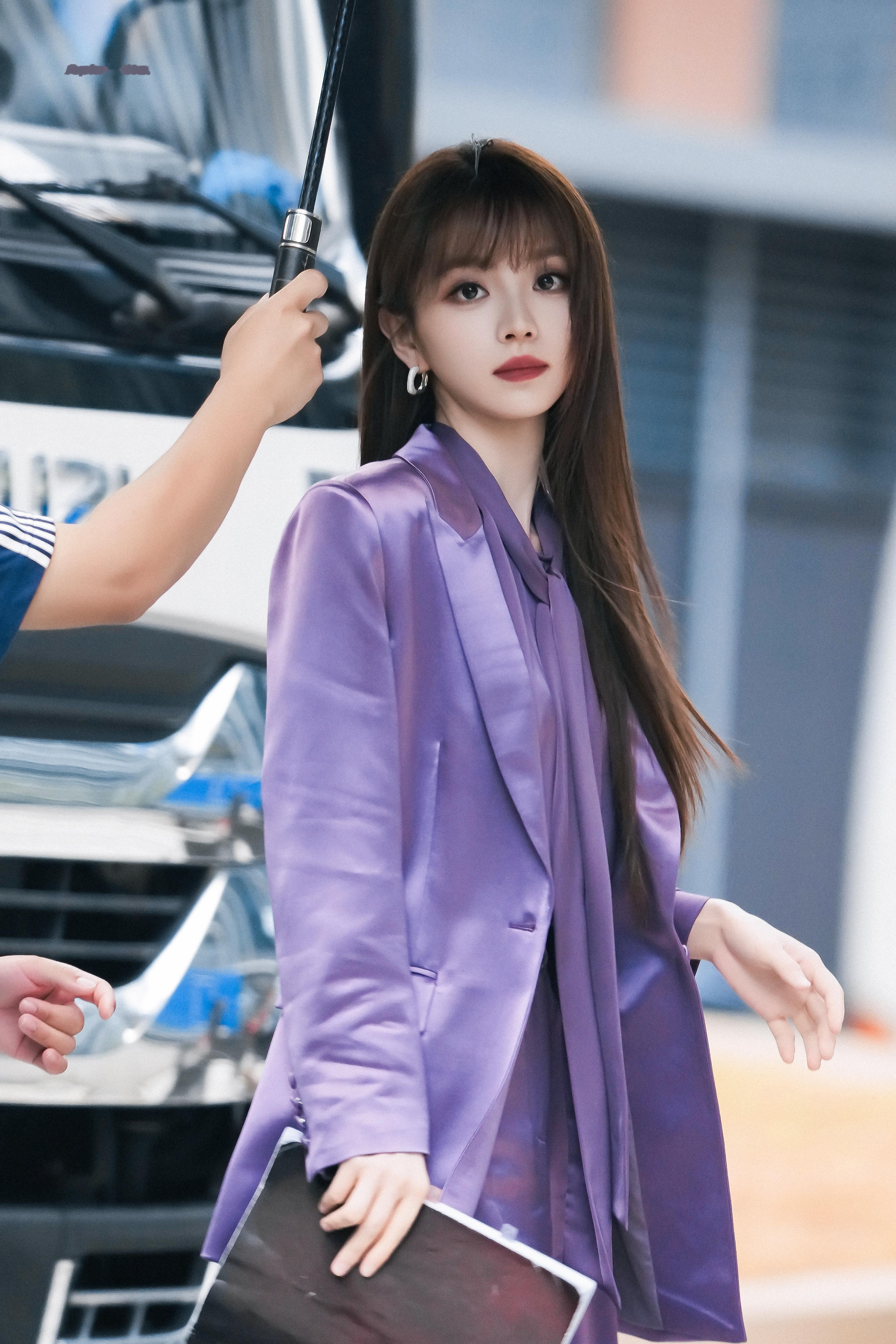 田曦薇的背田曦薇青风吹又生路透林青好美🥰 ​​​