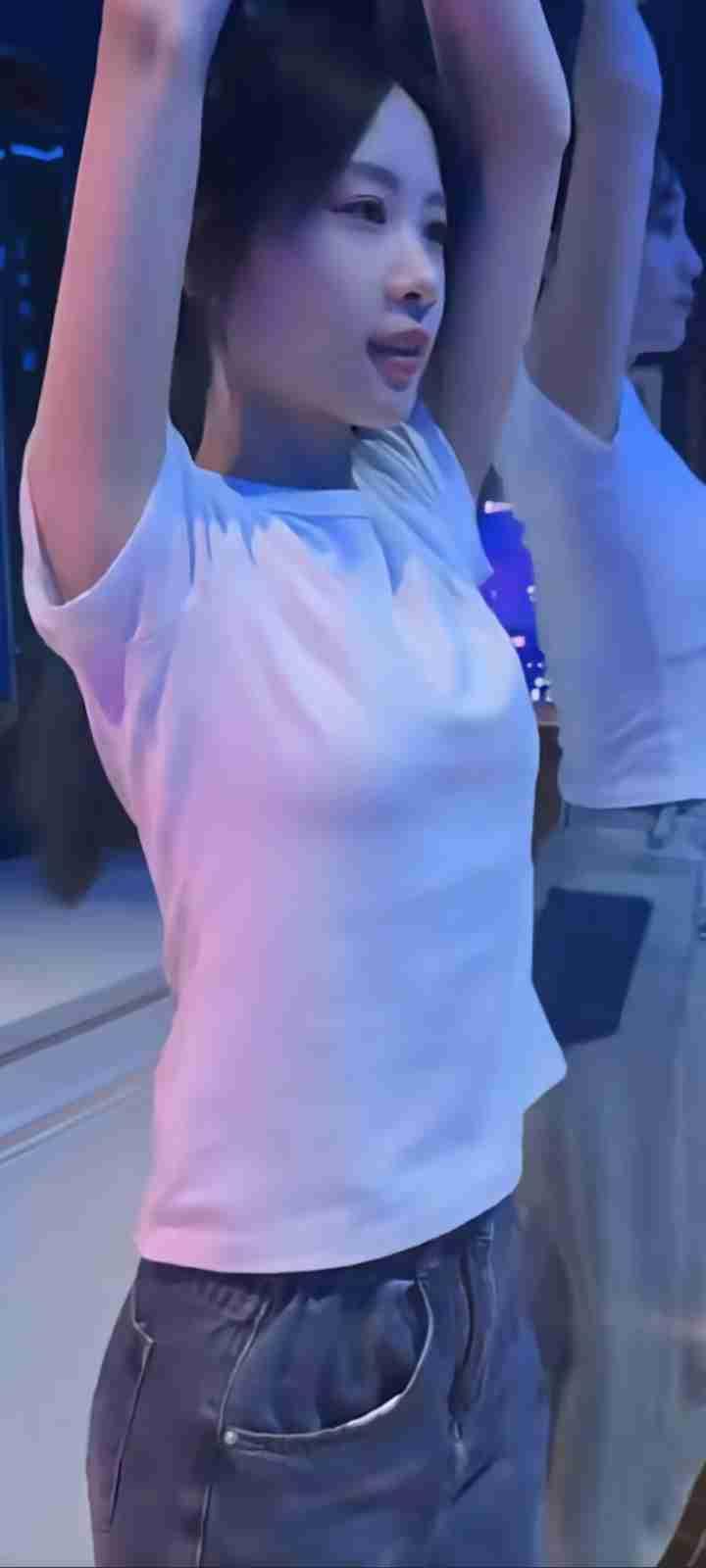 我的今日状态：😁轻松愉快
我这里的天气：☀️晴天