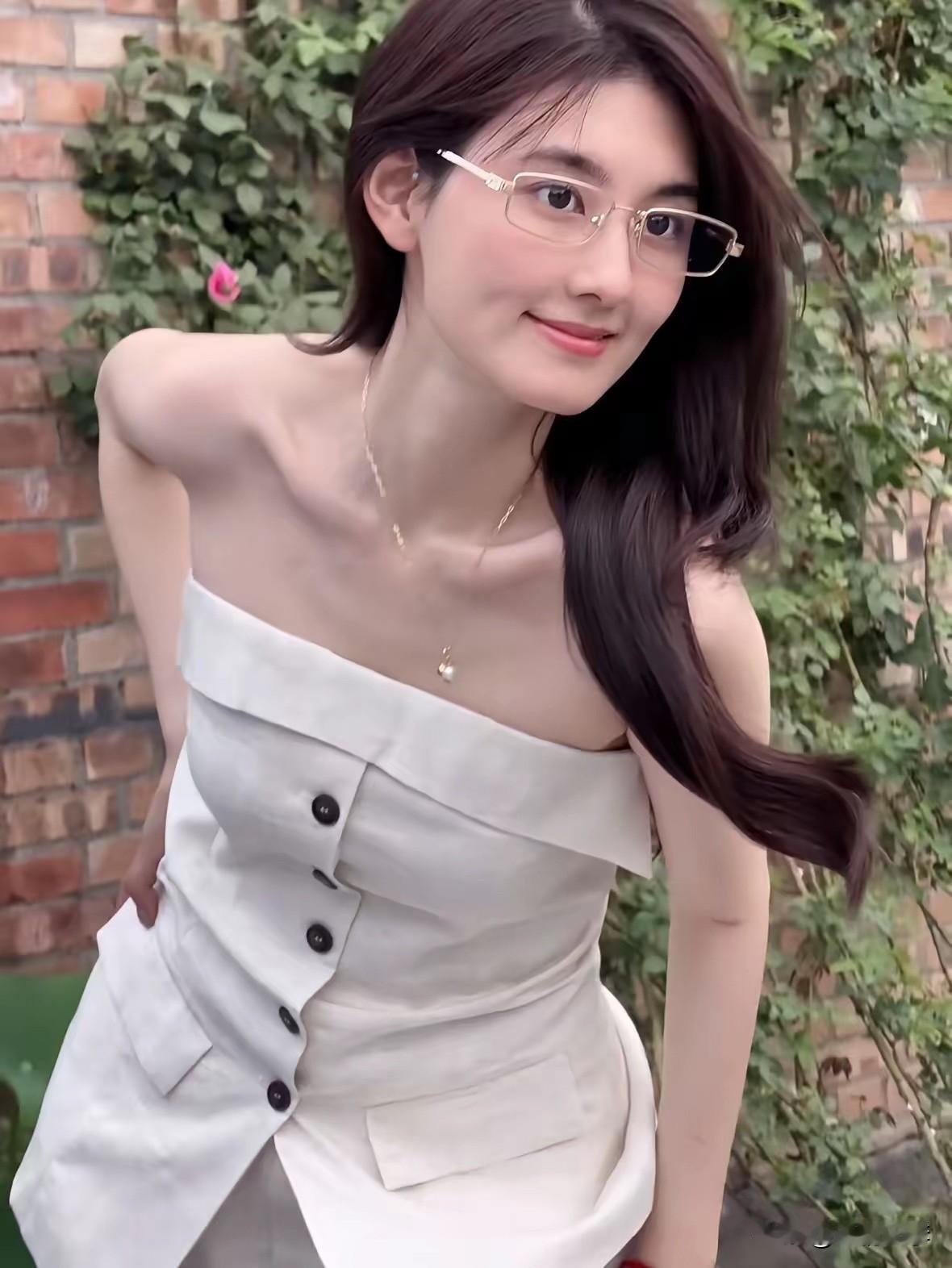 口无遮拦太致命了！韩沛颖以另外一种方式让更多人记住了她。

这样的演员还能继续火