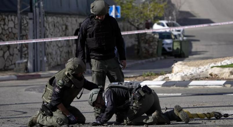 Ynet：以色列拉阿纳纳袭击造成19人受伤


由于在以色列拉阿纳纳市发生的袭击