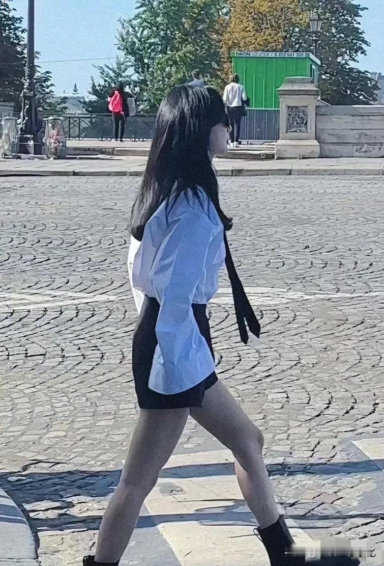 气场强大，一看就是成功的女人
