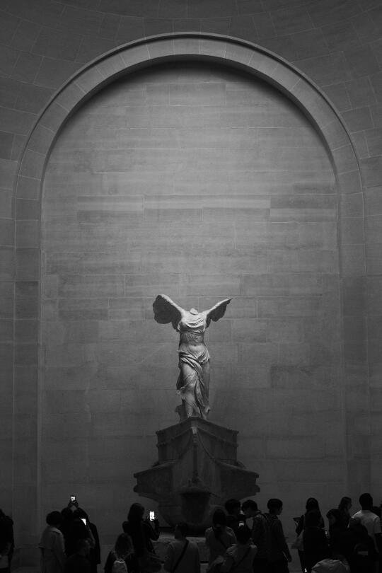 7年之后就为这两张照片来了卢浮宫