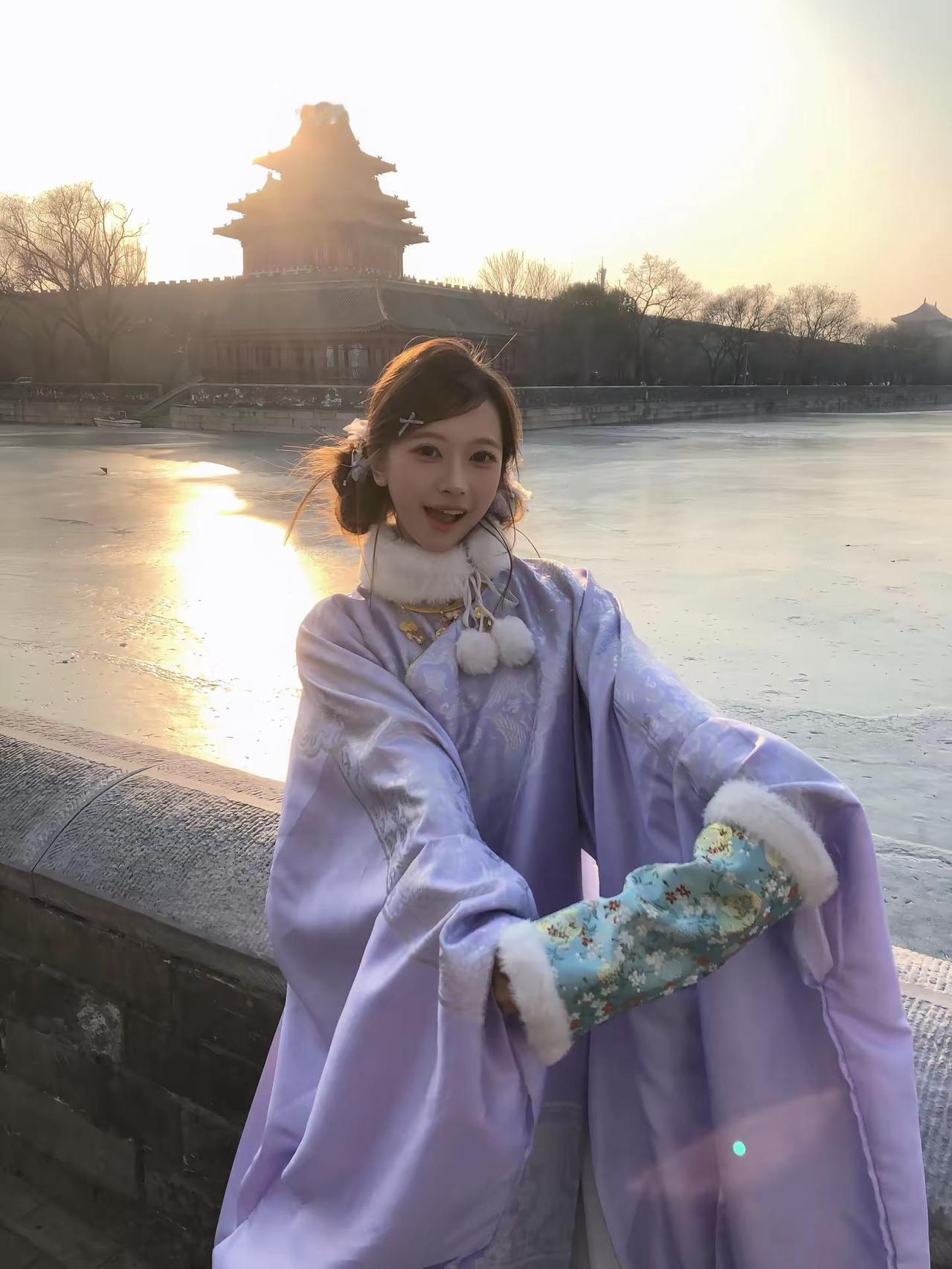 明朝明朝待明朝 库存攒到何时了明制汉服