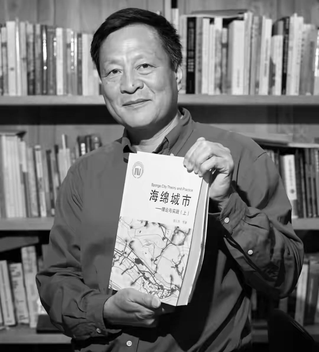 俞孔坚：以景观为笔，书写人与自然的和解
 
人们对俞孔坚的深切悼念，从来不止于对