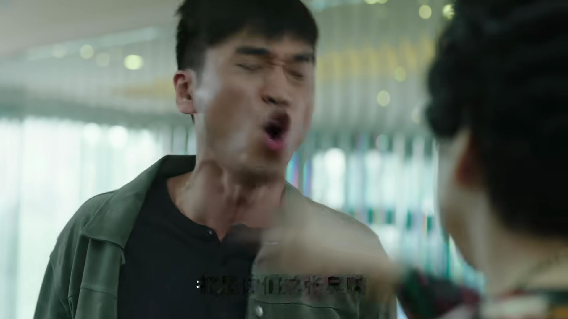 白光的表情实在好笑 