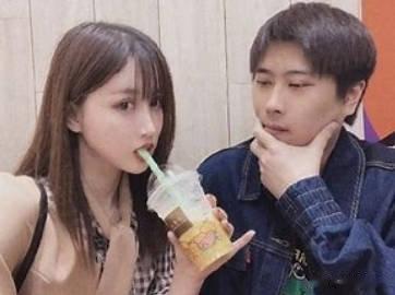 UU妹爆料和五五开分手内情：五五开提的分手，提完后我当场焦虑到急性阑尾炎！卢本伟