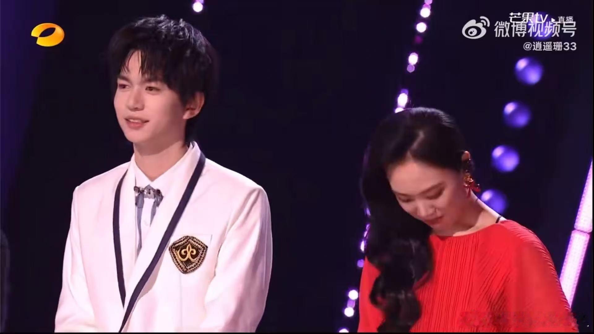 华晨宇说魏忠杰挺有种声鸣远扬 魏忠杰的选择让人眼前一亮，不仅挑战了不擅长的领域，