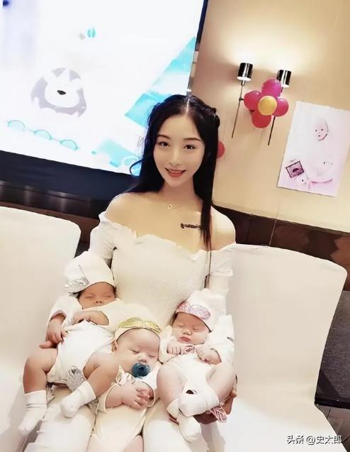 她不结婚，花50万买英国名校男的精子，生下三胞胎混血宝宝，当29岁的李雪珂当年公