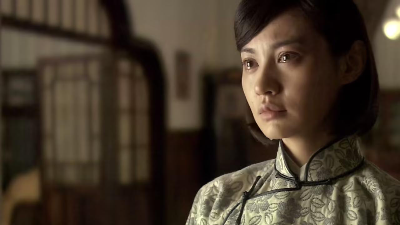 国母身边这个女人，戴笠三番五次想收买她，国民党用"美男计"差点套住她，刀子砍过她