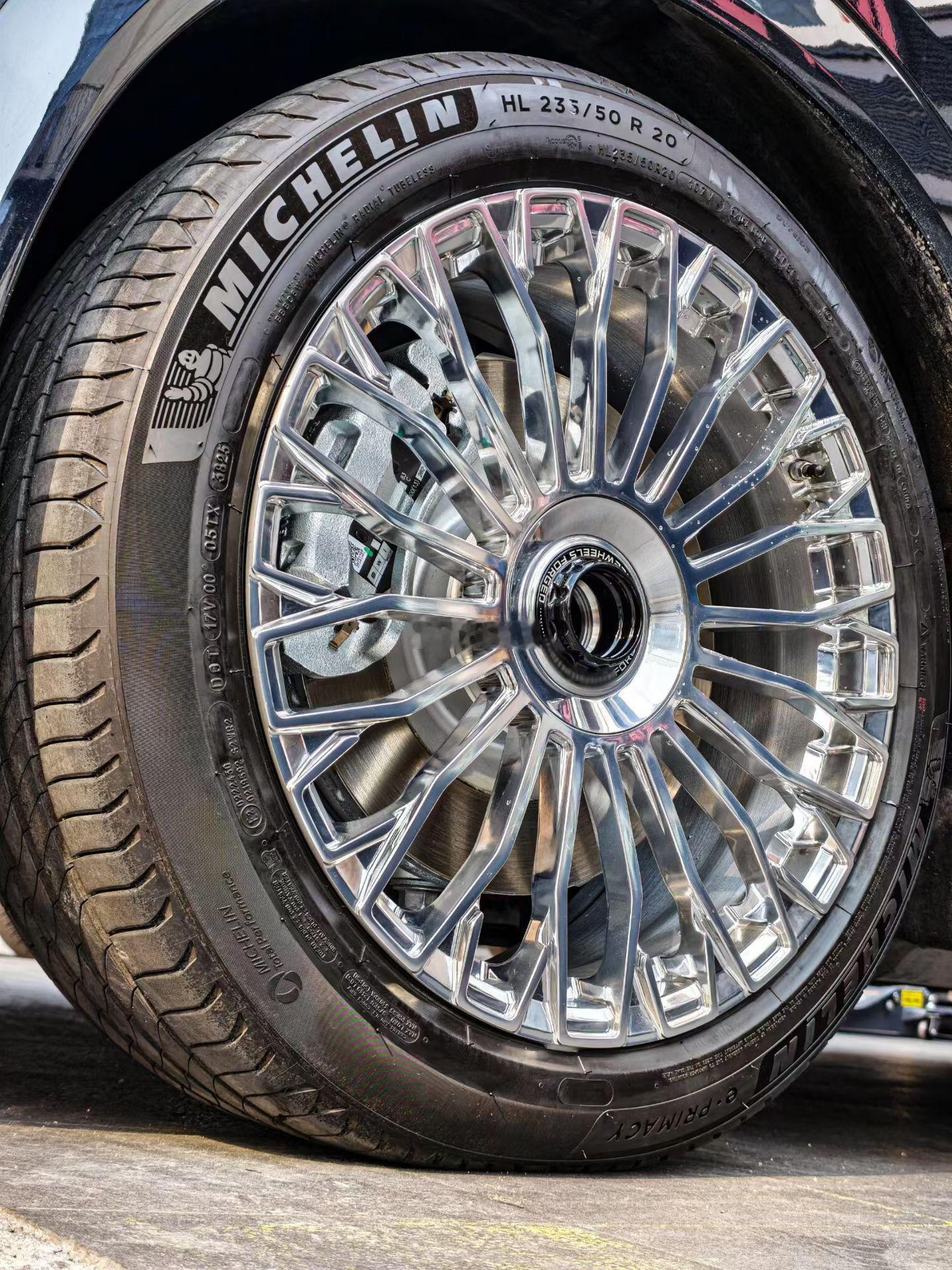 小鹏X9 完工案例供参考 单片 20寸