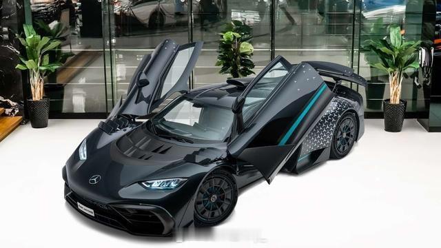 #汽车资讯# 【要价2000万AED（合￥3917万），超稀有AMG One超级