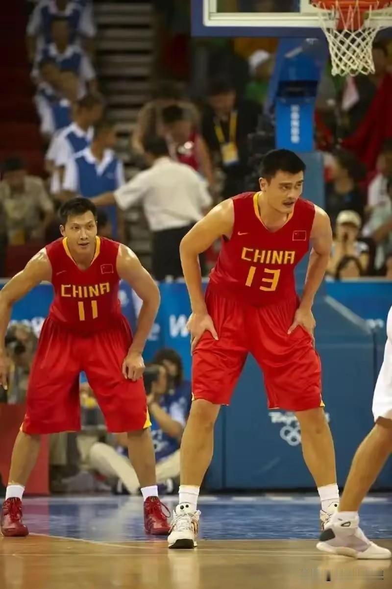 不是不能输，而是不能输的如此窝囊！
   真是怀念姚明易建联那届中国男篮，原来以