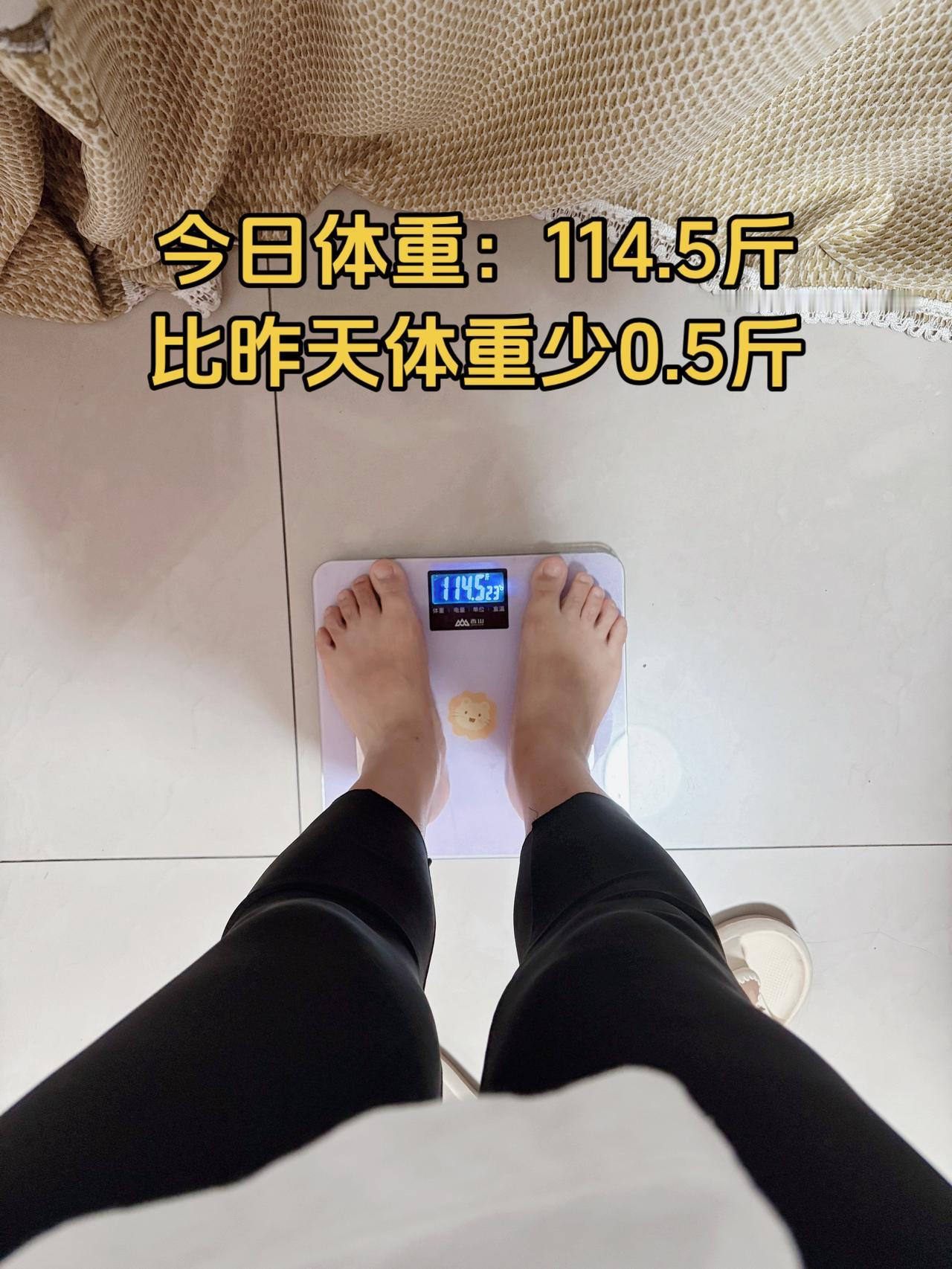 吃早饭了，姐妹们，美好的一天开始了，加油
体重管理 体重管理减脂餐自律减脂健康餐