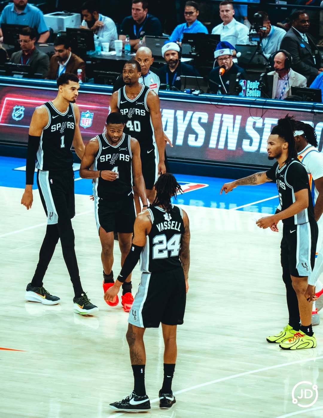 早呀！这个八连胜加持的美妙的周末！