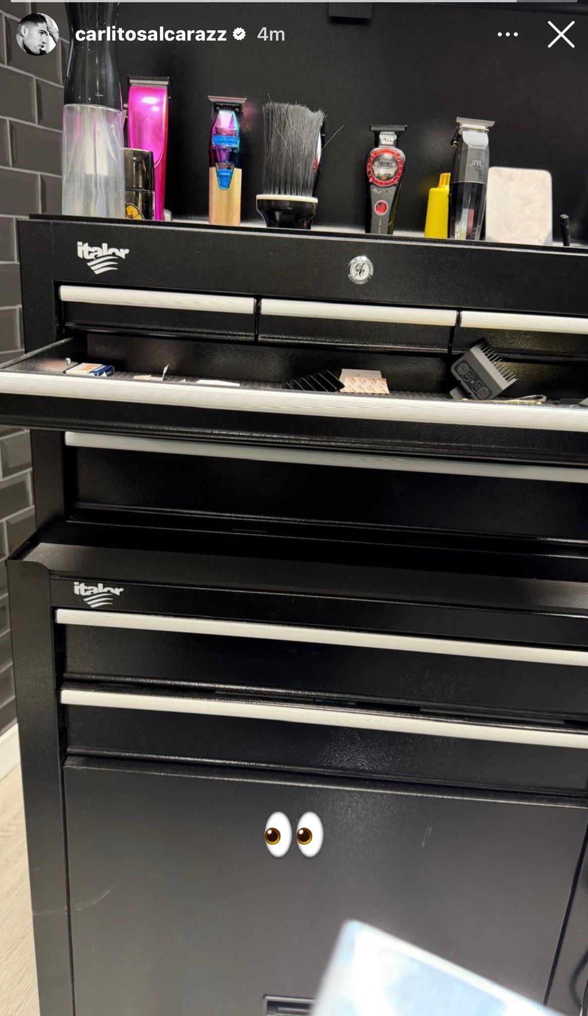 网坛风云 我看多哈夺冠阿卡头发长了就知道，世界第一又要换发型了，来吧猜一下长度和