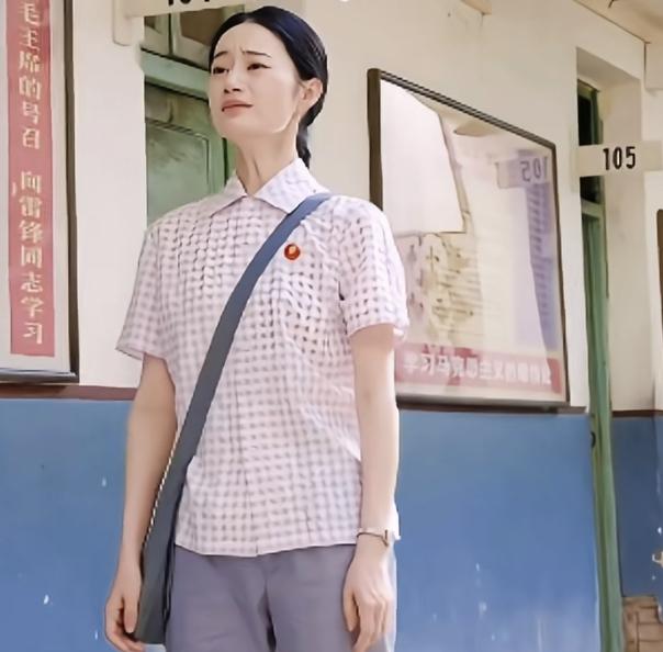 对姐姐来说才是巨大考验，一个爱人一个亲弟弟，谁受伤对姐姐都是毁灭性的打击。
幸好