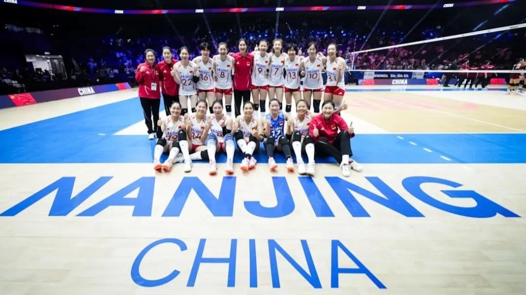 2026世界女排联赛，
今晚（6月6日）19点30分，
中国女排对阵塞尔维亚女排
