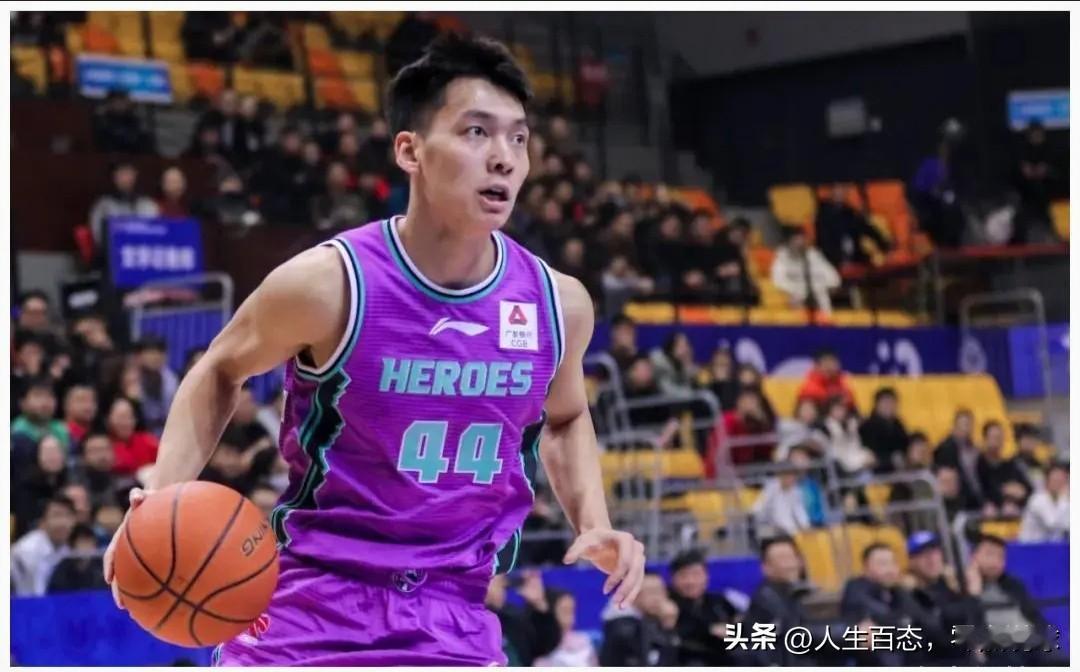 山东男篮还是比较人性化的，陈培东虽然上赛季表现不佳，但是俱乐部还是给了2年C类合