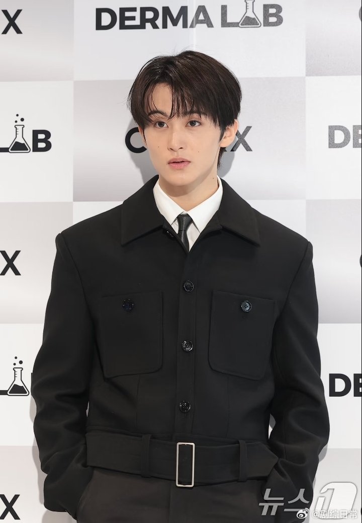 李马克解约退团十年NCT生涯落幕，李马克退团真的破防了！谢谢你的青春，未来 so