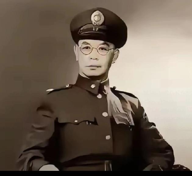 1973年，机床厂的老工人吴韶成突然收到单位的通知：父亲吴石的身份暂时不能公开缅