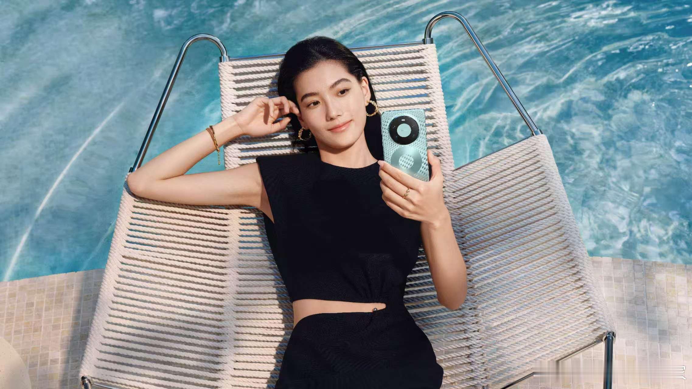 6年用华为手机拍摄纪录片2次获奖 顾桃导演用华为Mate80拍摄的纪录片又获奖了