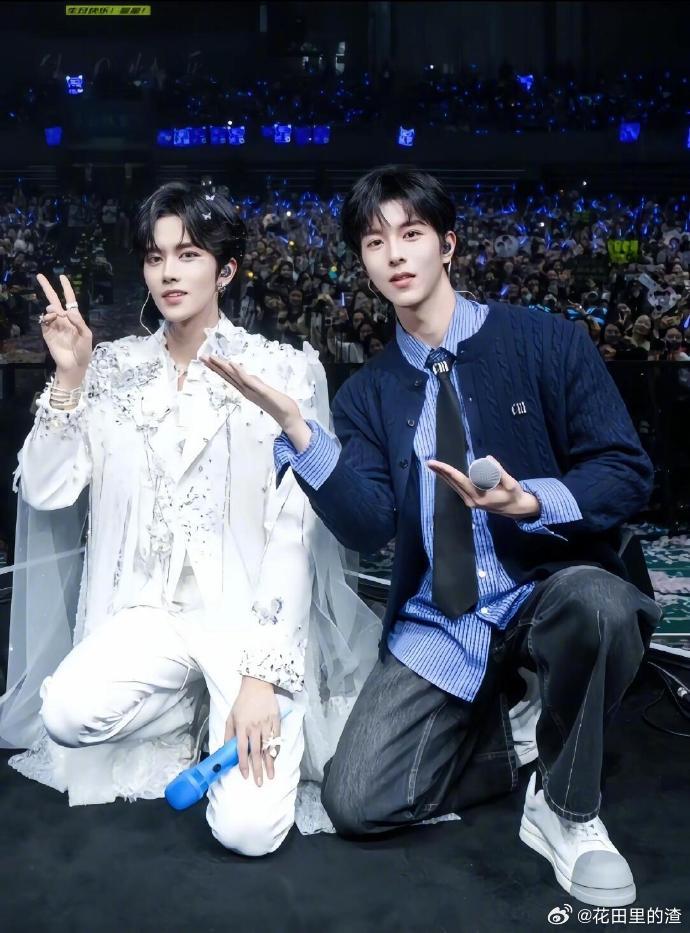 黄星邱鼎杰 影响力 黄星邱鼎杰的粉丝购买力太恐怖！新商务二十分钟卖空，成人款两小