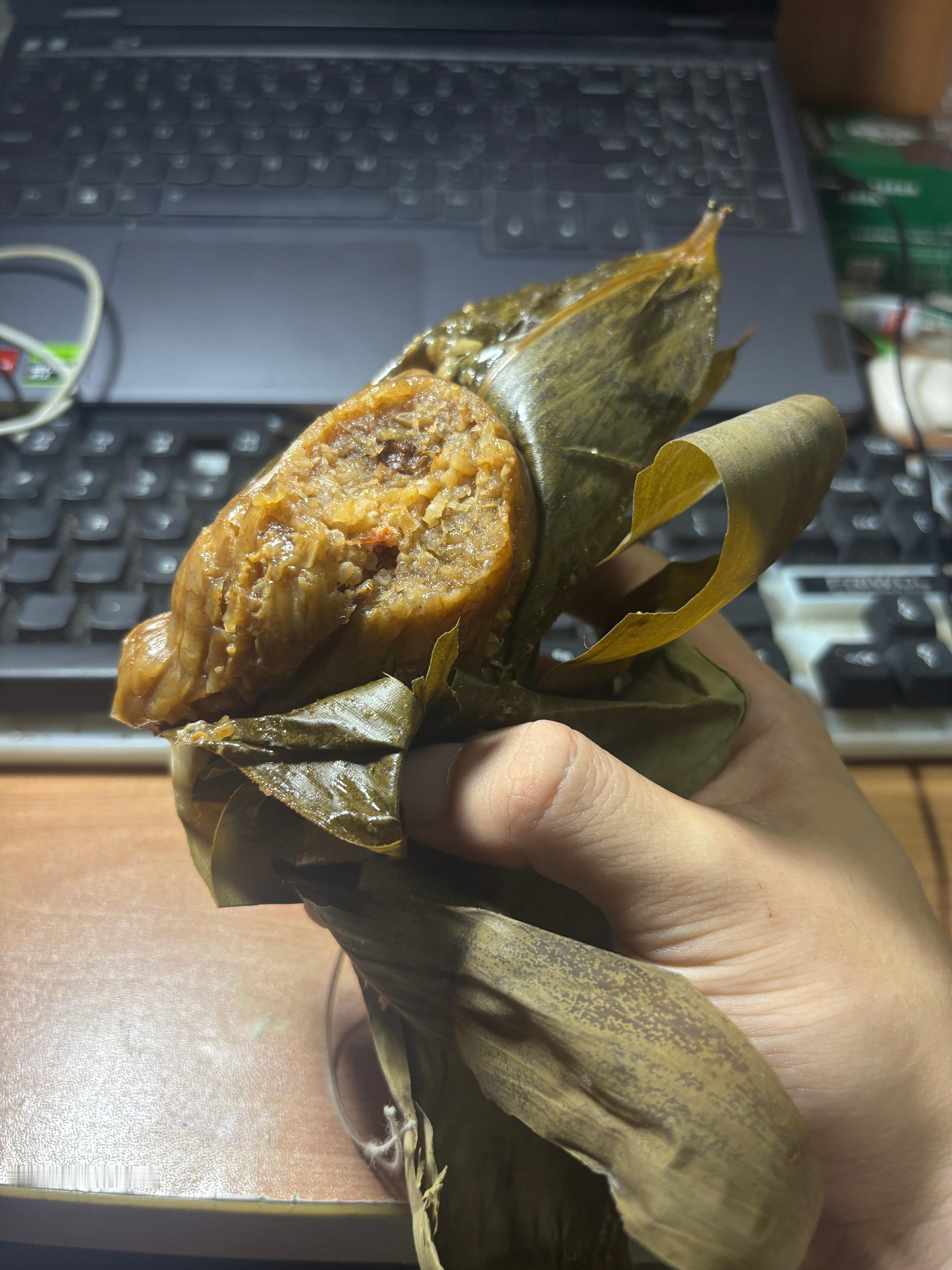 吃了个粽子当自己过了端午了 