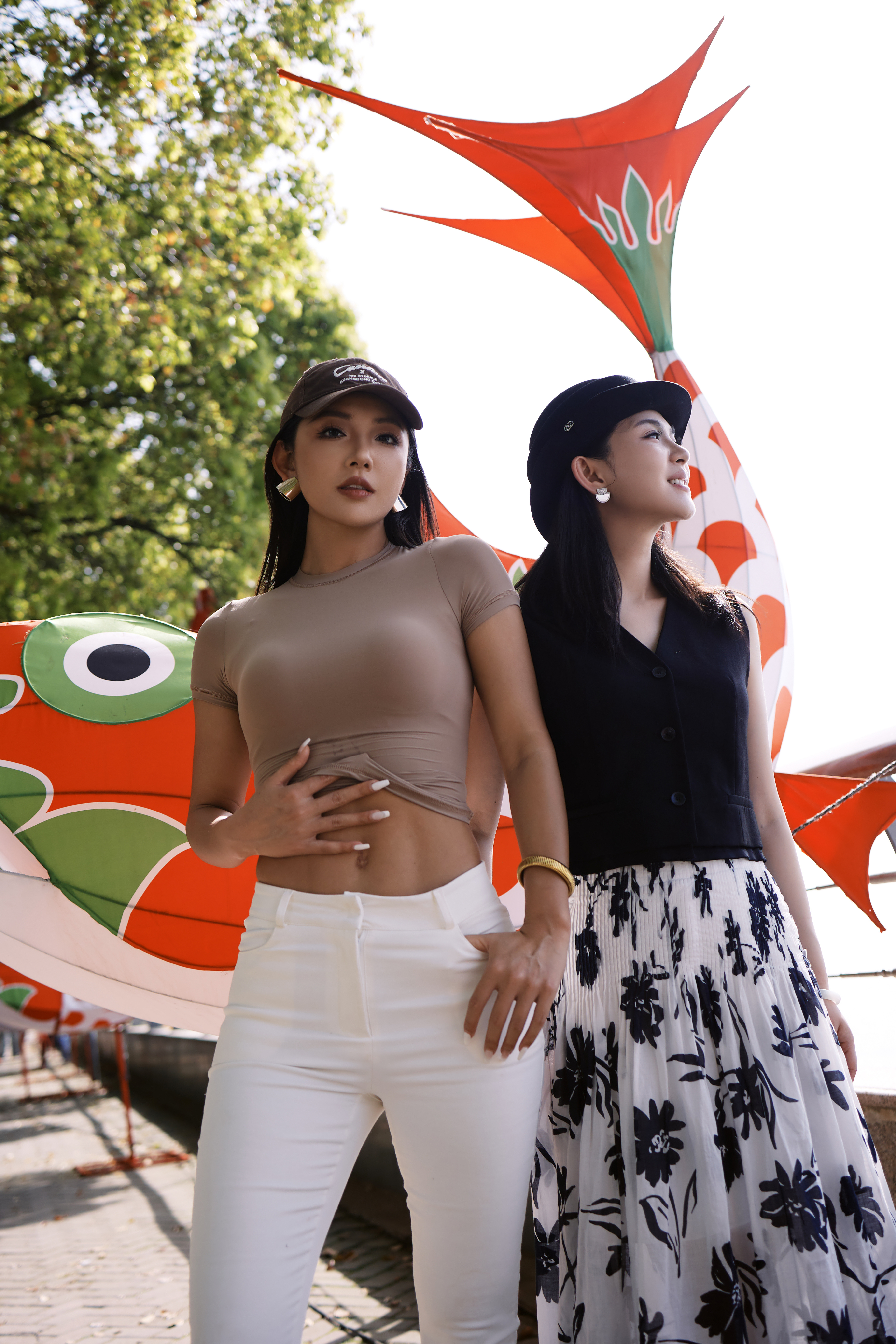 我天，我整整睡了12个小时。昨天10点就晕睡过去了，睡饱了感觉甲状腺都舒坦了～嘻