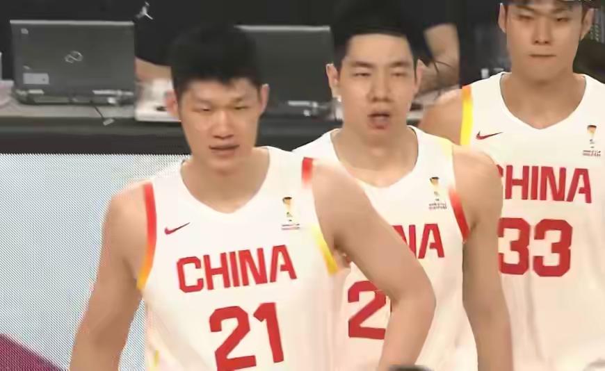 差一点输给日本，这位裁判太偏向日本，必须惩罚！
中国男篮客场87-80逆转日本 