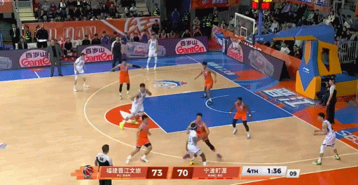 赶快调整状态！邹阳全场没有手感 出战34分钟8中2&三分5中1中国篮球