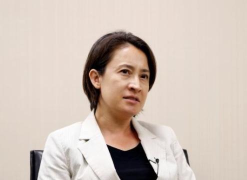 一趟从欧洲飞回台湾的普通民航，却突然改了路线。原因很简单：做贼心虚
 
9月14