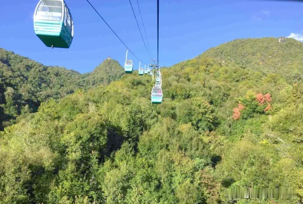 知道吗？
徐霞客曾经来过的地方
到了腾冲
一定要来云峰山
不愧云里帝城
在此寻幽