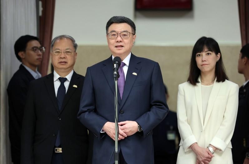 摊牌了！外交部与国台办同日开炮，直接警告日本：一切后果必须由日方承担。卓荣泰赴东