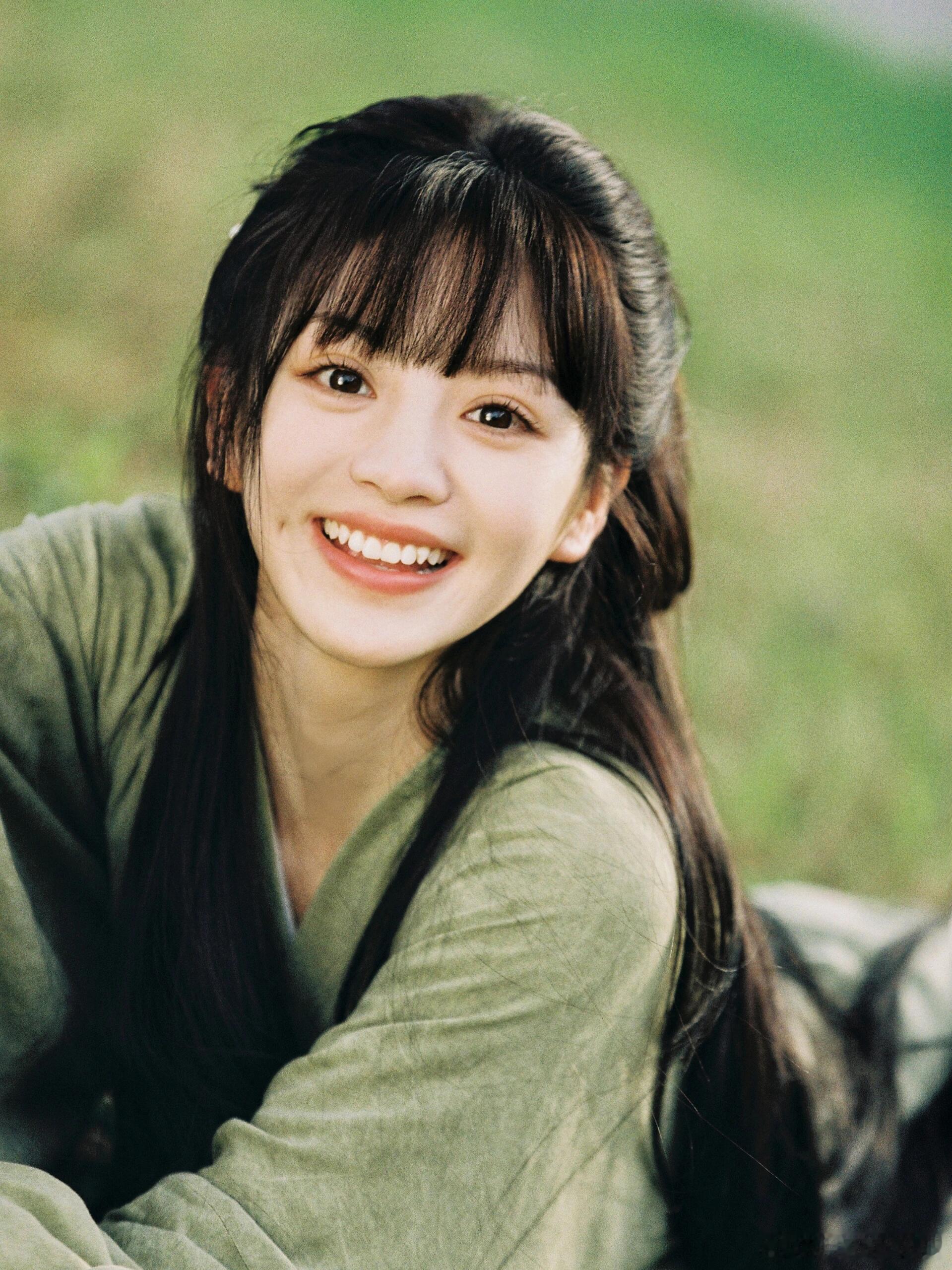 田曦薇新剧嫁金钗👖官宣田曦薇新剧太用心！双平台 + 生日卡点，邪恶双生花设定狠